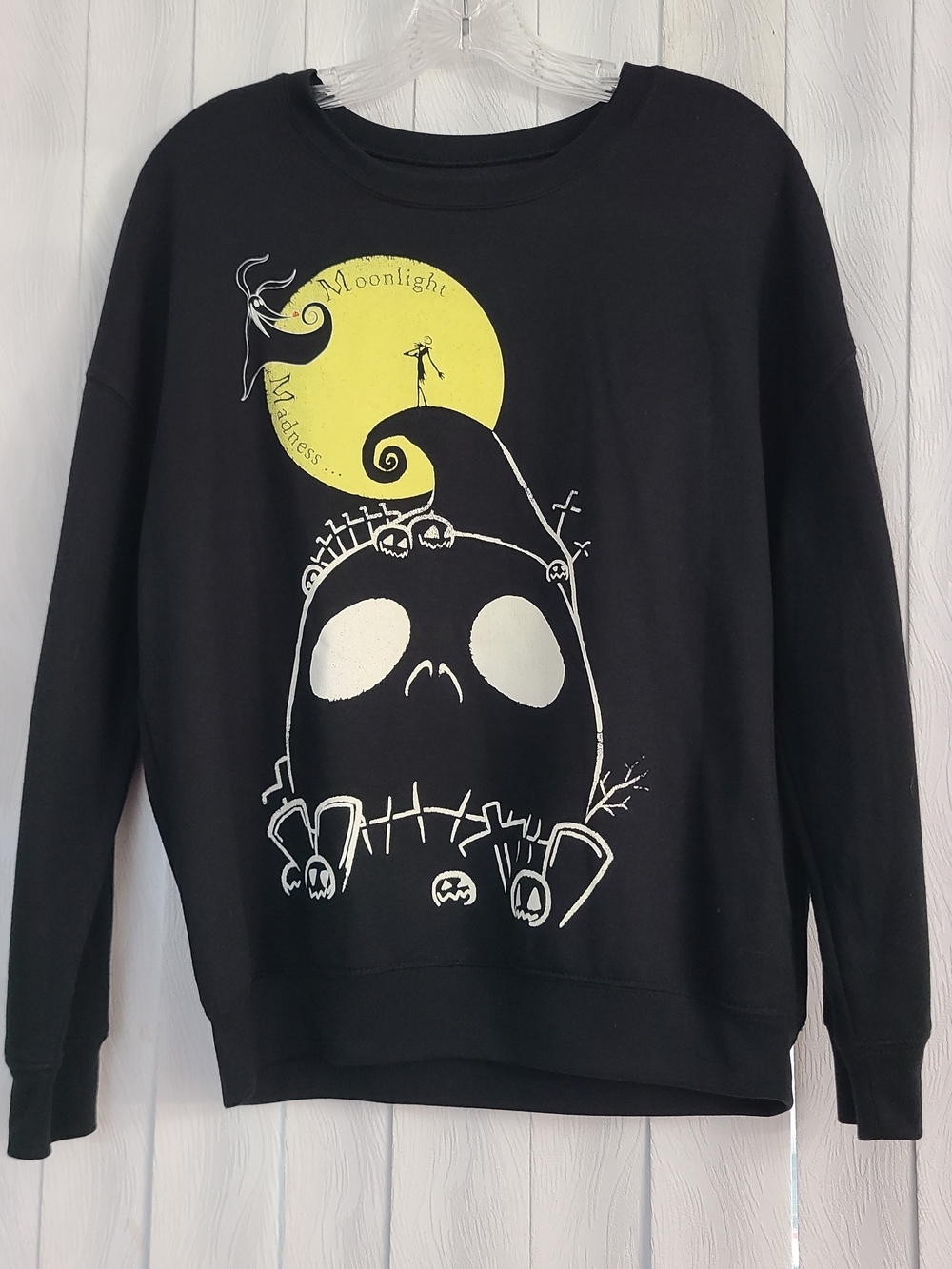 The Nightmare Before Christmas Womens M Black Graphic Casual Festive Sweatshirt